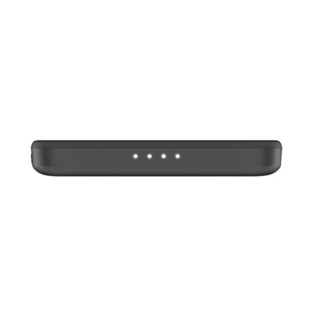 Belkin BoostCharge Ultra Slim Magnetic Wireless Power Bank 5k view 4
