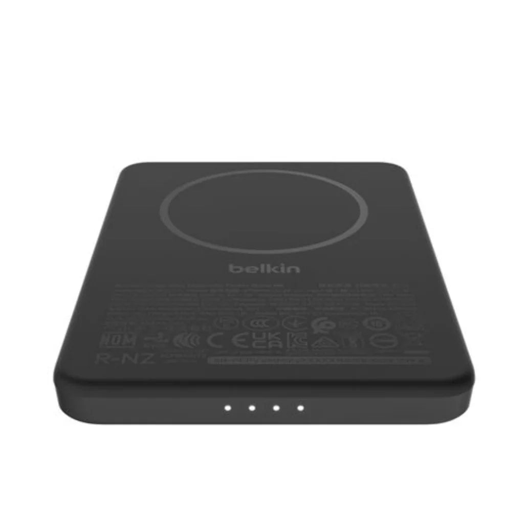 Belkin BoostCharge Ultra Slim Magnetic Wireless Power Bank 5k view 5