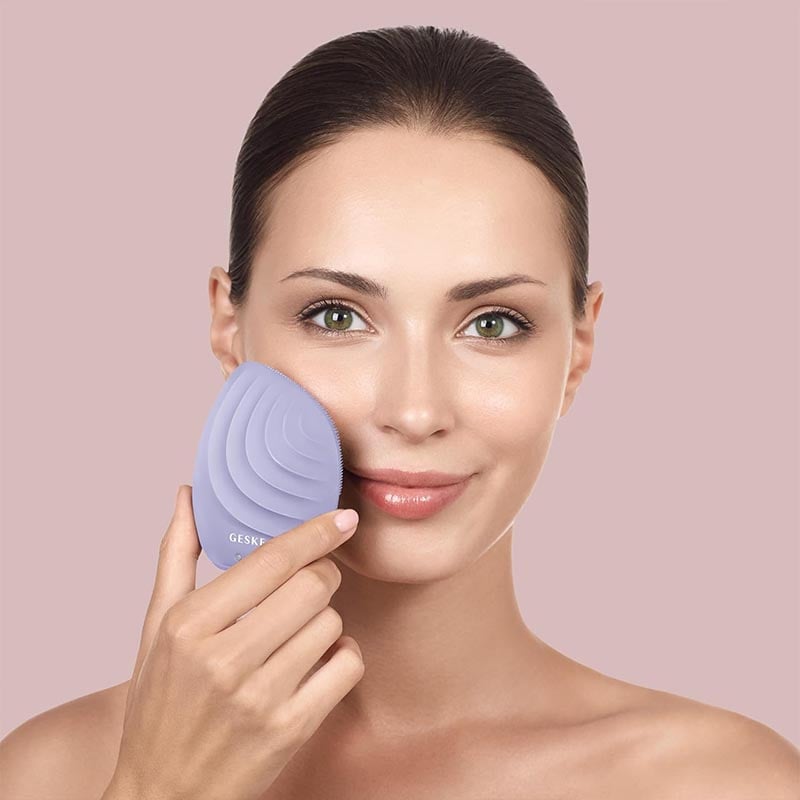 GESKE Facial Cleansing Sonic Brush 5-in-1 view 2