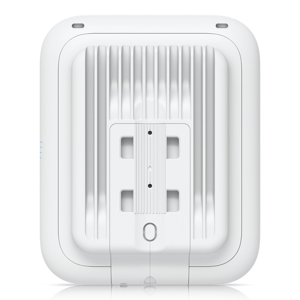 Ubiquiti UniFi U7 Outdoor WiFi 7 Access Point view 4